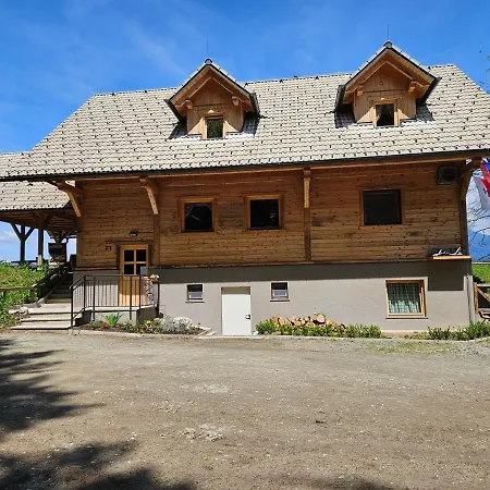Koca Na Talezu Inn Bled