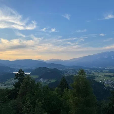Koca Na Talezu Inn *