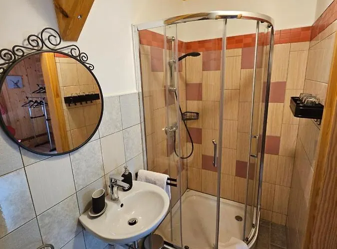 Koca Na Talezu * Bled